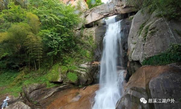 中国石化无锡石油 肯德基汽车穿梭餐厅开业